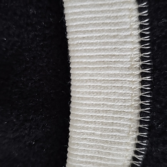 Top - Picture 4 of 5